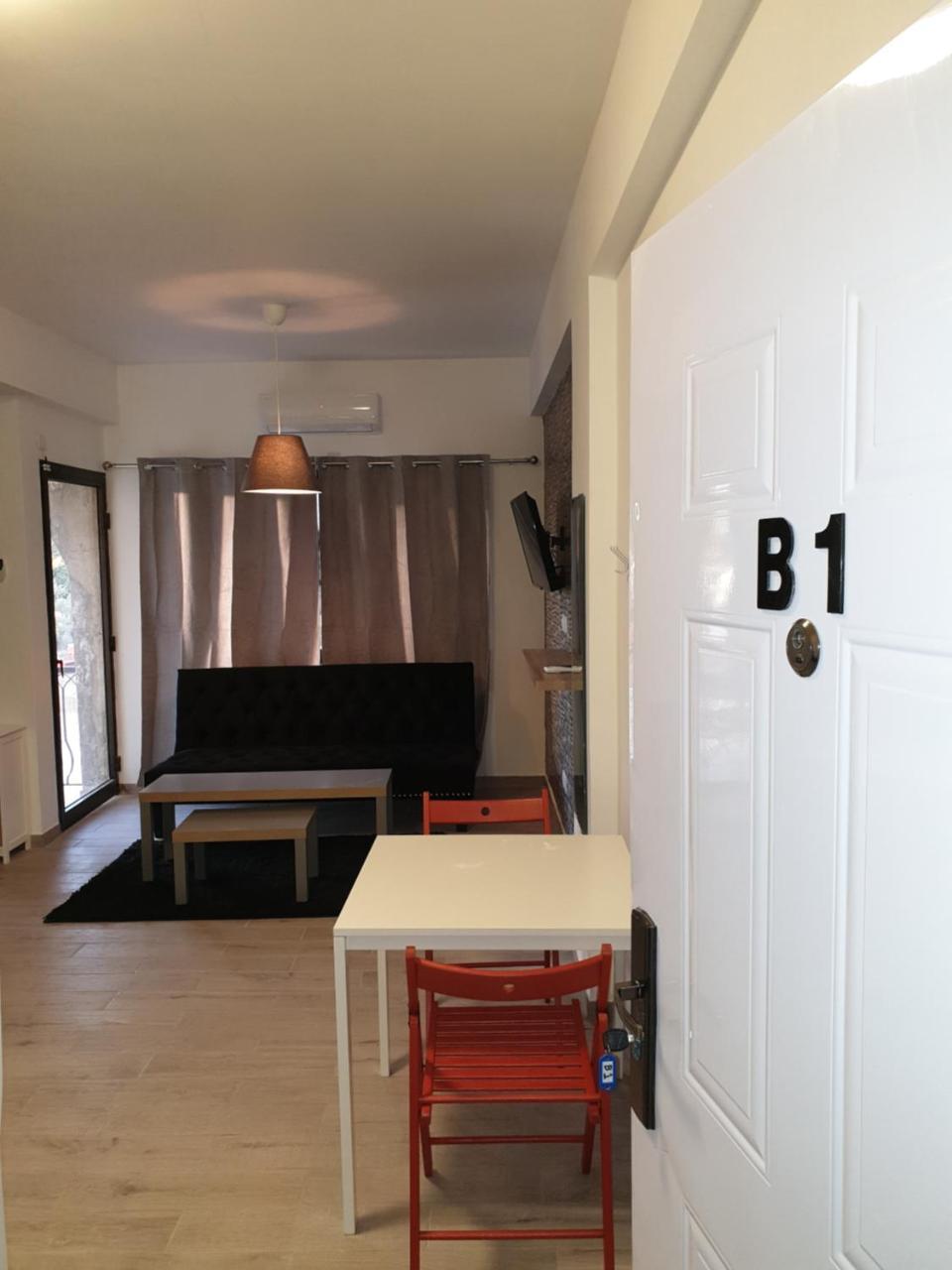 Mylos Court Apartments Limisso Esterno foto